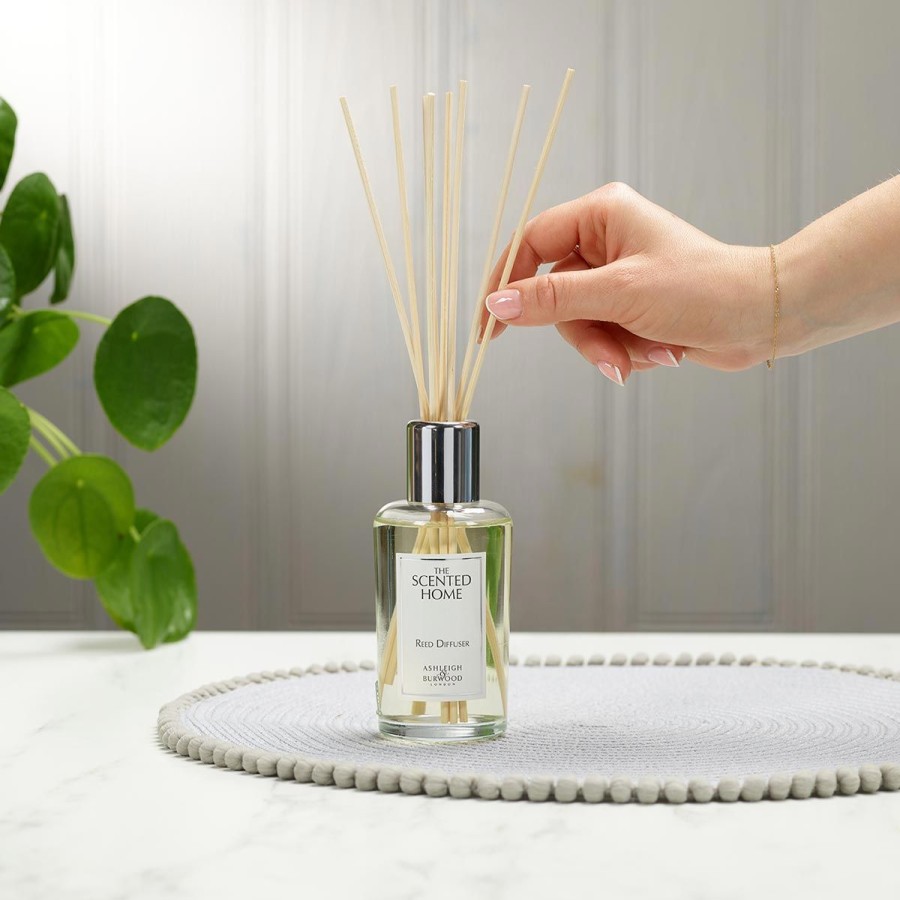 Products Ashleigh & Burwood | Sea Spray Reed Diffuser