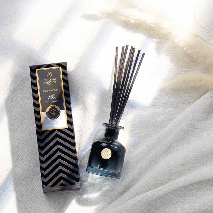 Products Ashleigh & Burwood | Fresh Linen Signature Reed Diffuser